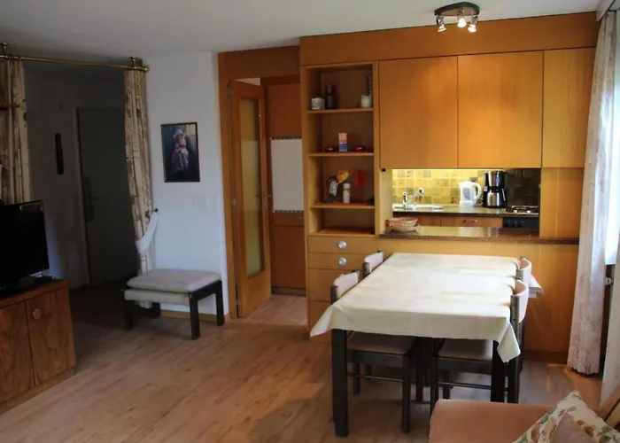 Apartment Ferienwohnung Mit Bergblick By Interhome * 洛伊克巴德